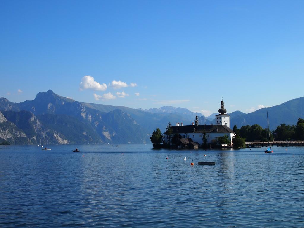Apartment Schlosspark Am Traunsee Altmünster Pokoj fotografie